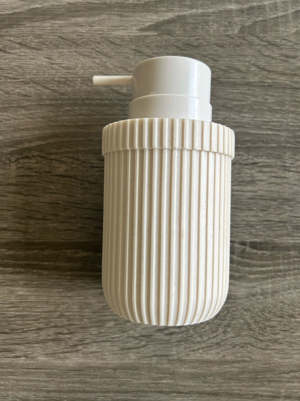 Neutral White Ribbed Soap Dispenser